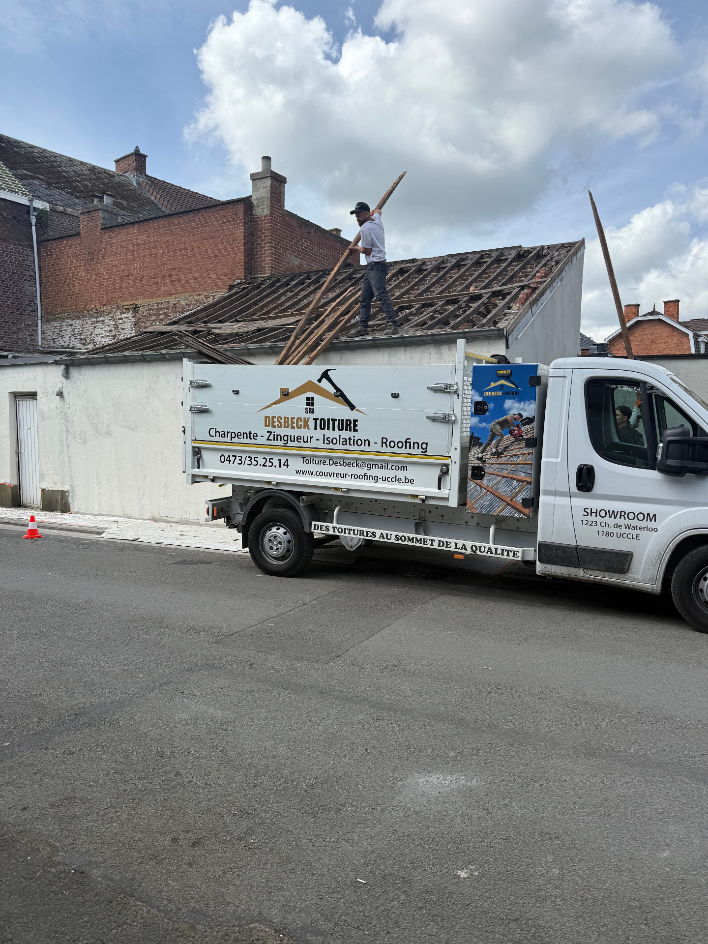 Camion Roof Desbeck en intervention à Braine-l'Alleud